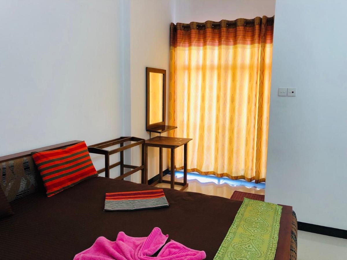 Suisse Villa Kandy Eksteriør billede