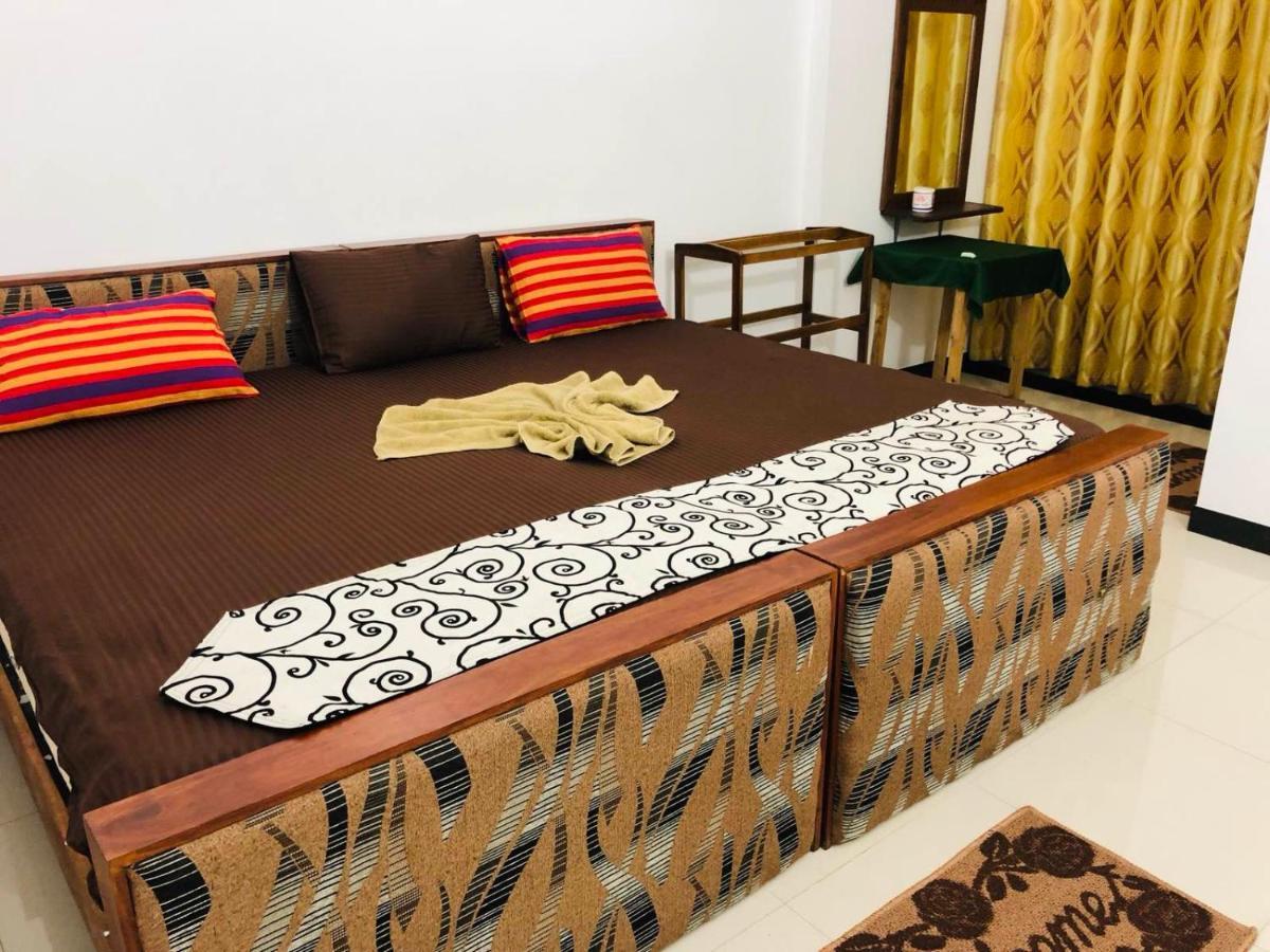 Suisse Villa Kandy Eksteriør billede