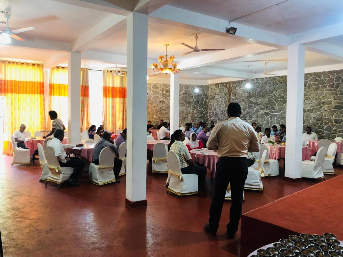 Suisse Villa Kandy Eksteriør billede