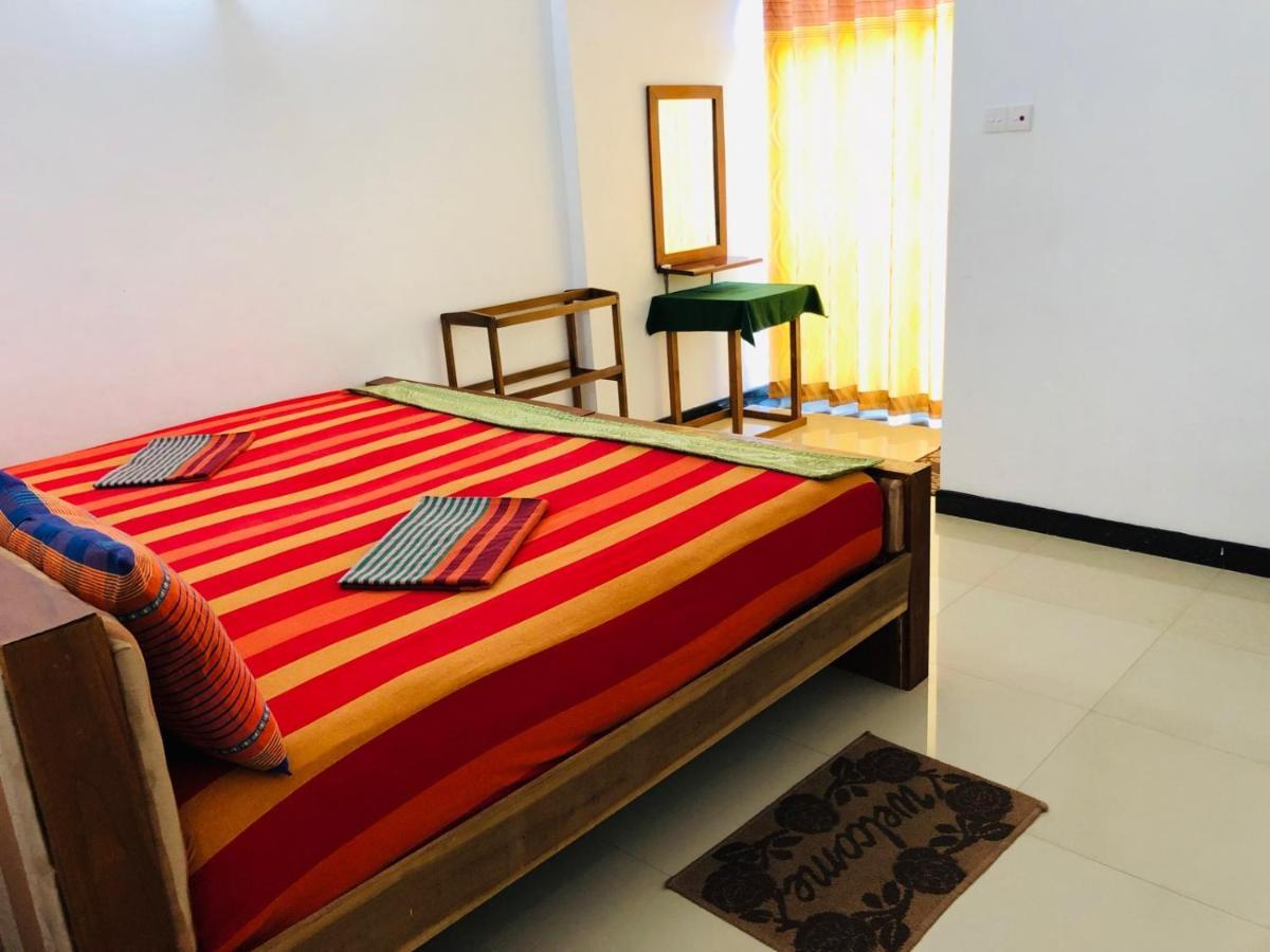 Suisse Villa Kandy Eksteriør billede